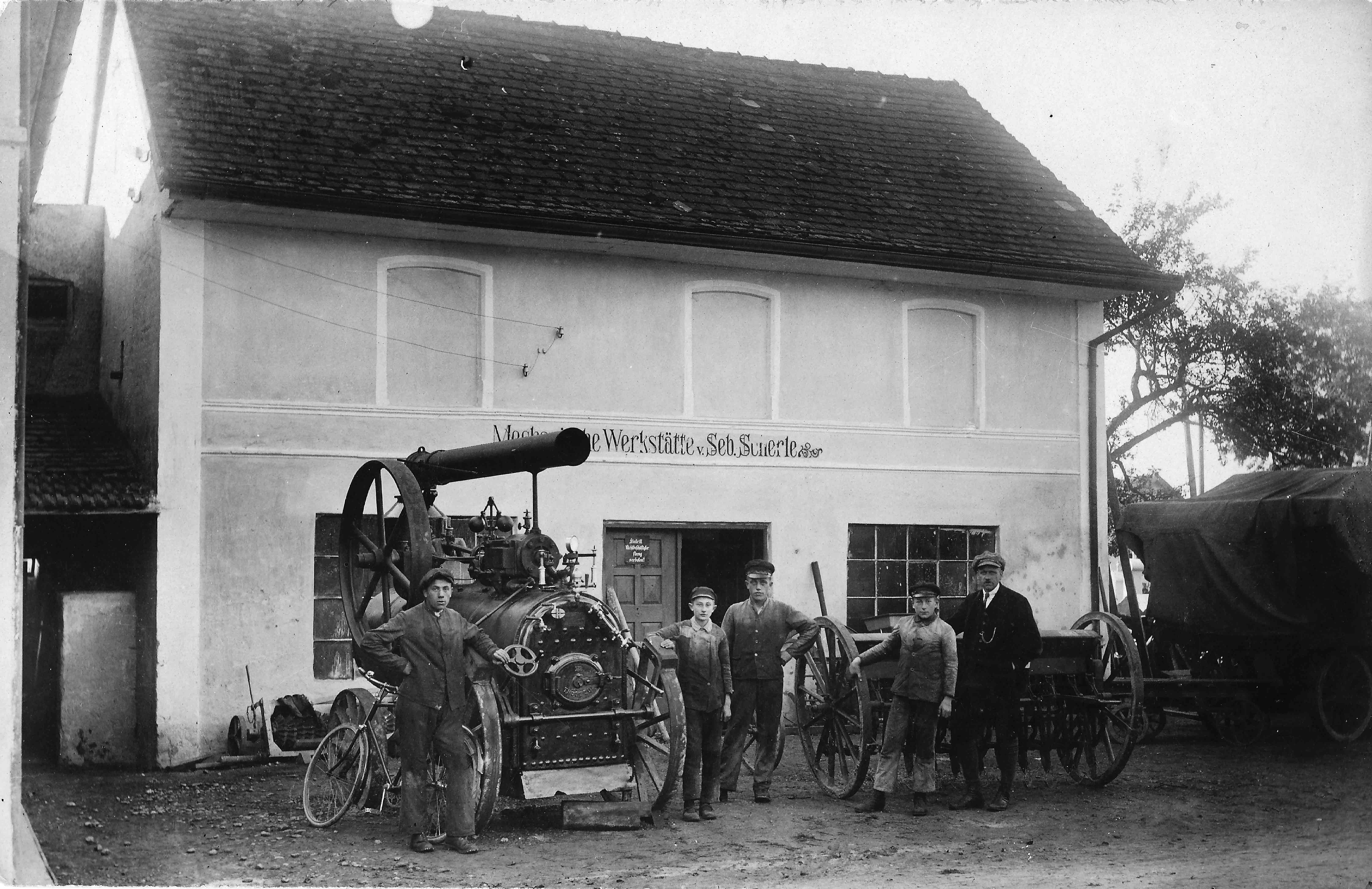 Die mechanische Werkstatt Sebastian Scherle - eine Fotografie von 1921 Die mechanische Werkstatt Sebastian Scherle - eine Fotografie von 1921